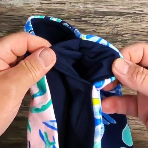 Lilly Pulitzer Luxletic Blue Multicolor Patterned Leggings - Picture 7 of 9
